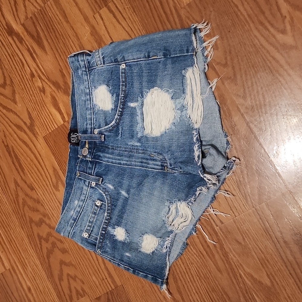 BDG distressed Cutoffs shorts 27